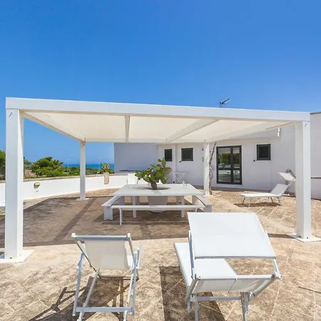 Punta Cassano - In Piscina Sulla Di Sabbia アパートホテル サン・フォカ