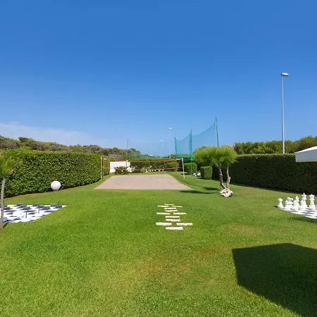Punta Cassano - In Piscina Sulla Di Sabbia 3*