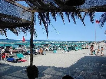 Punta Cassano - In Piscina Sulla Di Sabbia 3* San Foca